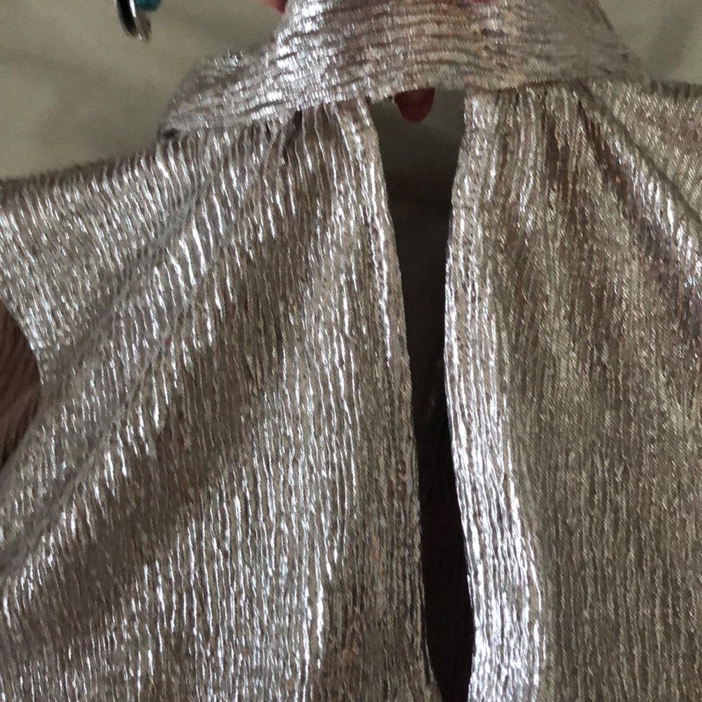 Express halter top - Picture 2 of 5
